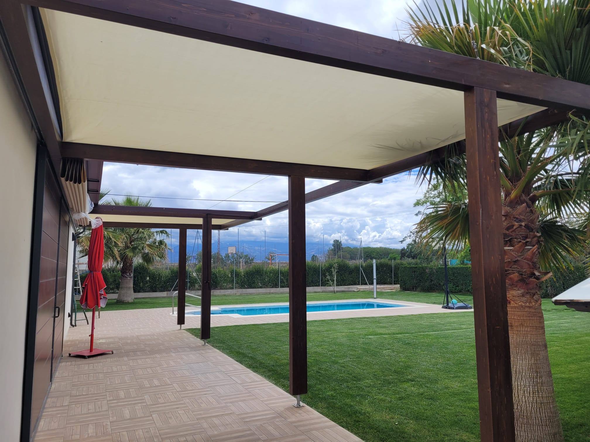 Pérgola de madera en Granada